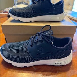 Sperry NEW Men's 7 seas Navy boating non slip breathable Sneakers size 8.5